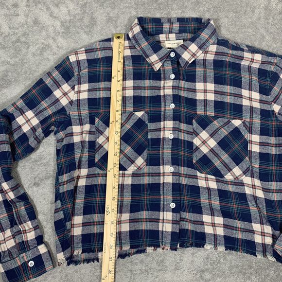 Thread Supply Plaid Red White Blue Button Up Cropped Shirt Size XL Women’s - Picture 7 of 13